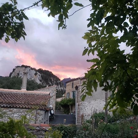 Apartamento Le Balcon Camps-sur-l'Agly Exterior foto